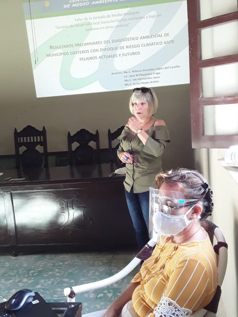 Taller de la Jornada de Medio Ambiente ¨Gestión del desarrollo local hacia territorios resilientes y bajo en carbono en zonas costeras¨.  